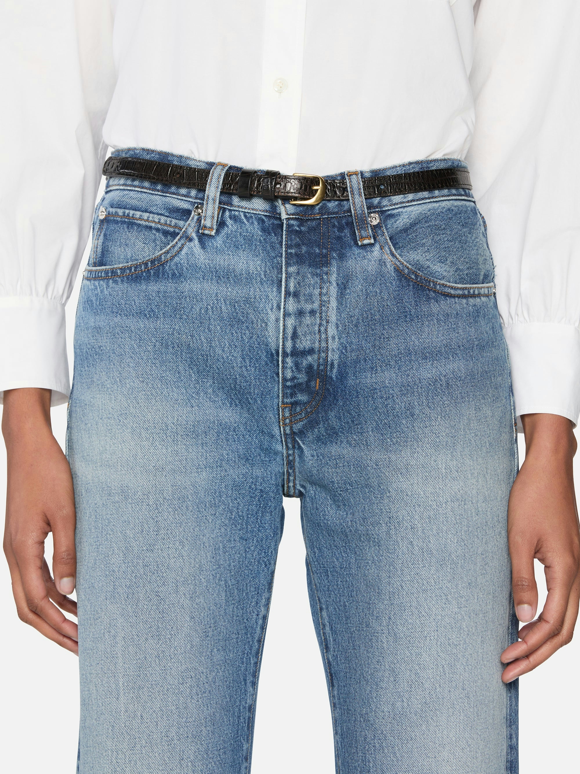 jeans front detail image alt:size alt:fit1